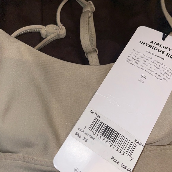 ALO Yoga Cream Seamless Bra with Cross-Back Straps - Picture 2 of 3